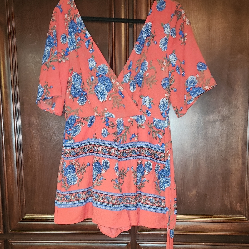 Trixxi Red and Blue Floral Wrap Short Jumper